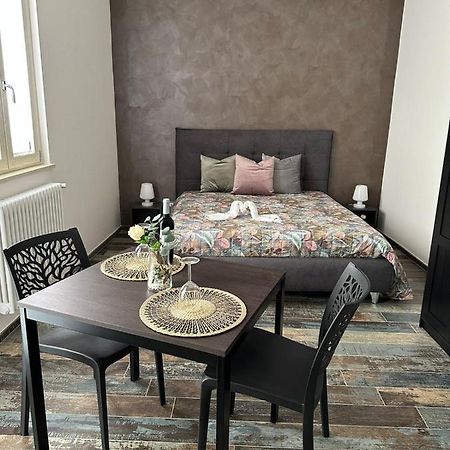 Home J&J Bari Bagian luar foto