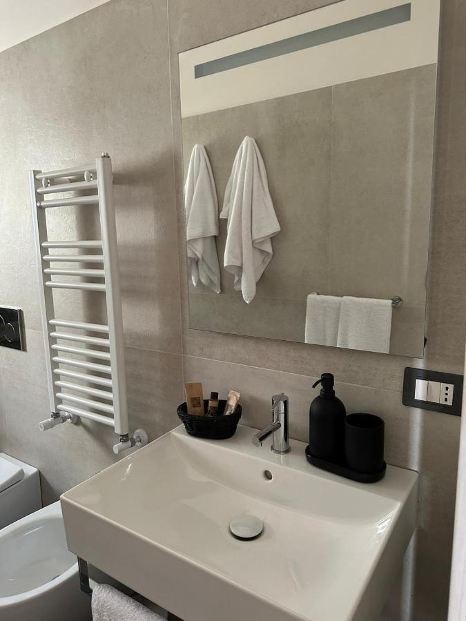 Home J&J Bari Bagian luar foto