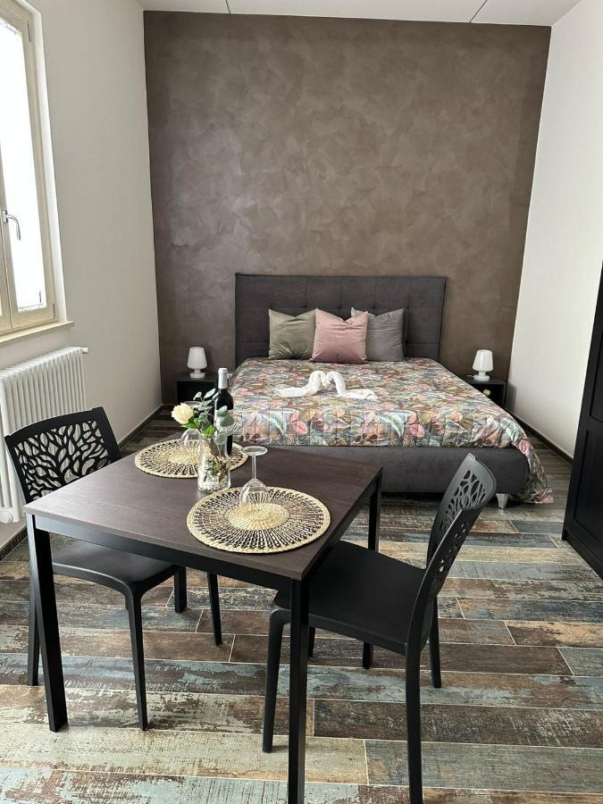 Home J&J Bari Bagian luar foto