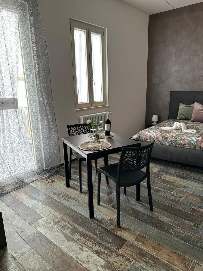 Home J&J Bari Bagian luar foto