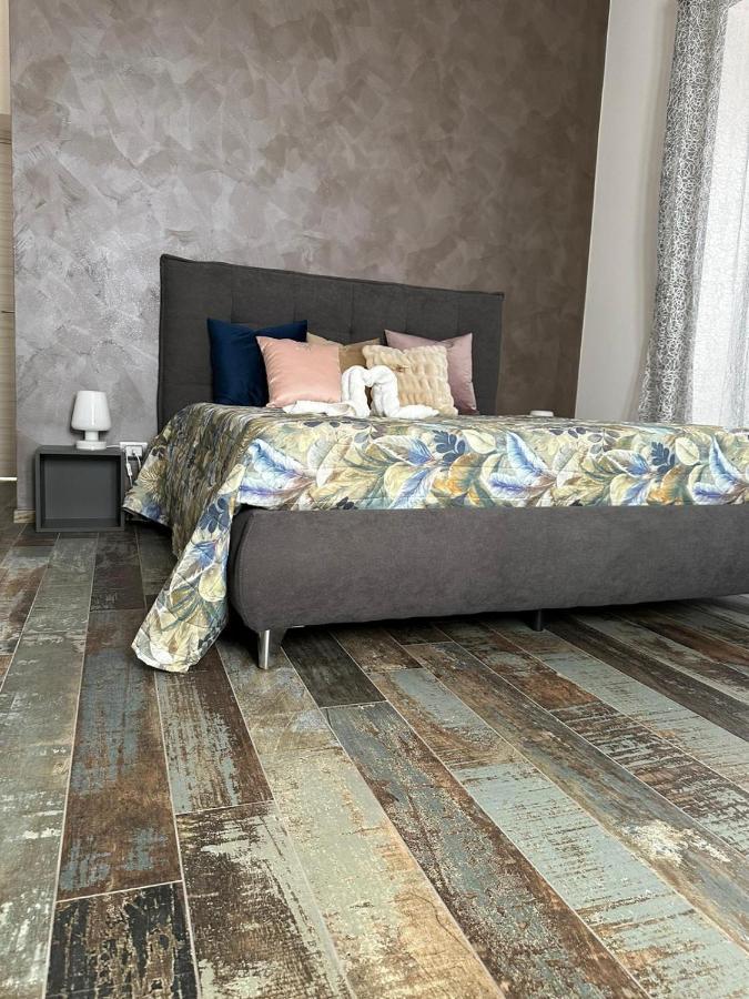 Home J&J Bari Bagian luar foto